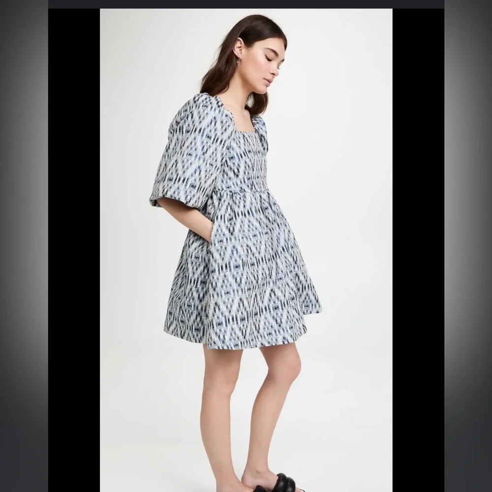 MUNTHE
 
Chew Puff Sleeve Dress In Blue
NWT size 6 - Picture 2 of 5